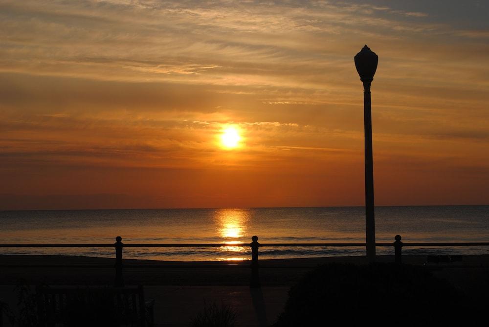 Surestay Studio By Best Western Virginia Beach Oceanfront Eksteriør bilde